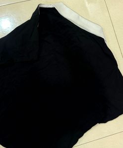 Max Black casual tee