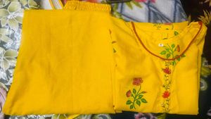 Yallow Women Kurta Set