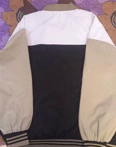 Shuaigihuoban Beige Lightweight Jacket – Unisex