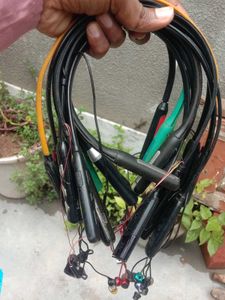🔧 10 Pcs Neckbands (Not Working) –For Parts/scrap