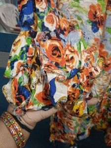 Floral Print Ruffle Sleeve Top
