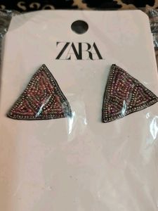 Zara Triangle Earrings