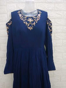 Zardoigi Hand Work Gown