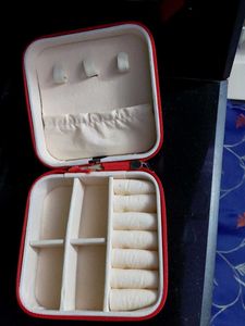 Jewelry storage box Red