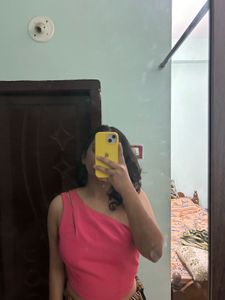 Hot Pink One-Shoulder Statement Crop Top – Bold, F