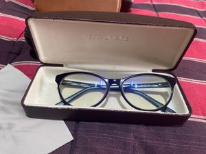 Eyeglass With Power