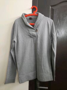 Very Good Quality Sweatshirt