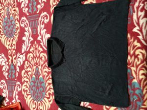 Cute Black Collor Crop Top