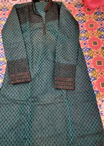 Embroidered Kurta Set (size 40)