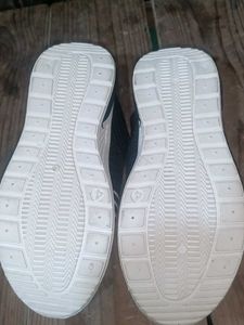 Black Casual Slip-On Sneakers