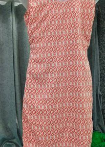 Patterned Sleeveless Kurti
