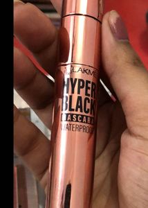 Lakme Hyper Black Mascara