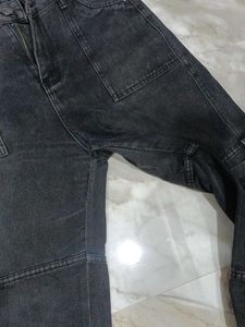 Urbanic Black Wide-Leg Cargo Jeans
