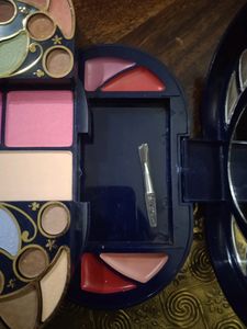 ADS Make Up Kit