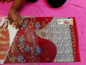 Minu CottonFloral Saree