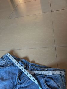 Vintage High-Waisted Jeans