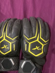 Soccer Goalkeeper Gloves - New
