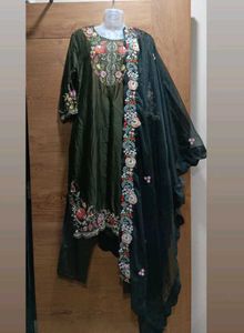 Mehndi Green Embroidery FULLSuit Set (+ Dupatta)