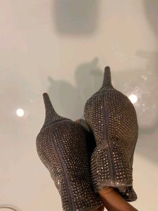 Y2k 💕 Pinteresty Sparkly Rhinestone stilettos