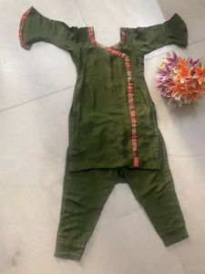 Stylish Green Suit With Pant/ Plazo