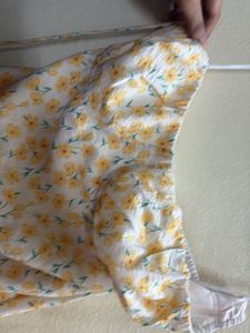 Cute Floral Dress With Yellow Flowers