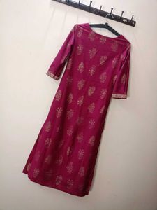 Burgundy &amp; Gold Leaf Print Kurti