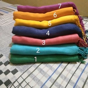 Colourful stoles(any2)