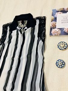 Black Stripped Trendy Top