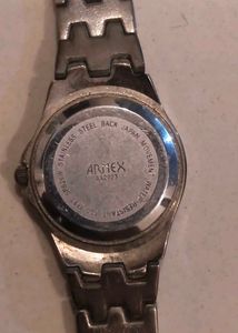 Elegant Ladies&#39; Watch – Great Condition