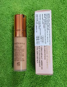 🧡Charlotte Tilbury Foundation🧡 Shade Natural 04