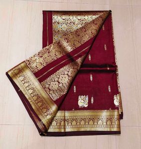 Elegant Maroon &amp; Gold Saree