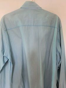 Blue striped formal shirt