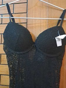 hnm padded  night wear new with  tag