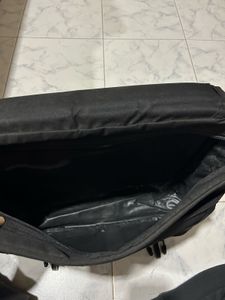 MDI Premium Sling Laptop Bag with 5 Chains
