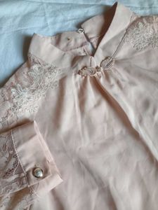 Beautiful Top With Lace Sleeves And Shoulders