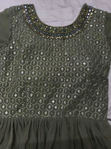 Elegant Olive Green Kurta Set