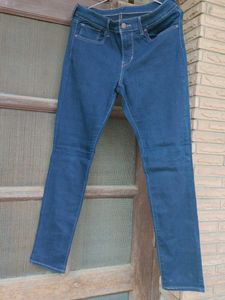 Levi's Dark Wash Skinny Jeans