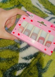 Nail Paint Kit ✨ Set Of 5 💗