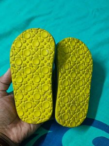 Brand New Sheo And Chapal With Sandals