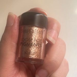 swissbeauty eyeshadow,eyeliner&amp; maybelline lipstic
