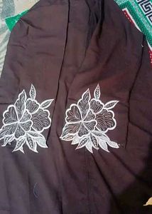 Elegant Floral Embroidered Abaya Burkha