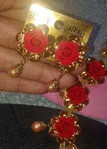 *"Gold-Toned Floral Delight Necklace &amp; Earrings Se