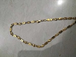 ✨ Golden Gleam Textured Chain – Unisex Elegance