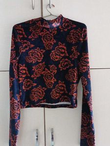 Floral Print Velvet Crop Top