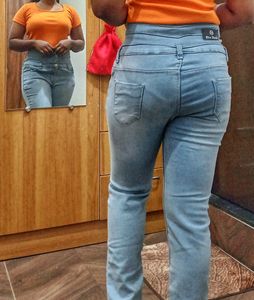 High Waist Jeans