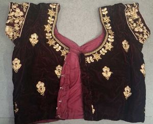 Elegant Embroidered Lehenga Choli Set