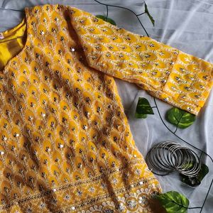 Yellow Embroidered Kurta Set⚜️✨