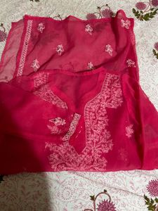 Rose Embroidered Kurta Chikenkari Mirror