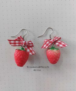 Strawberry Bow Earrings