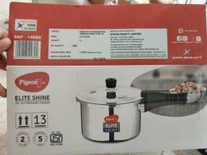 PIGEON Elite Shine Tri Ply Pressure Cooker